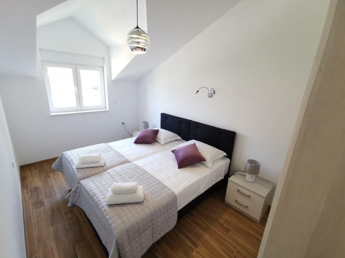 New Apartments 9 Minutes From Split Airport Kaštela Kültér fotó