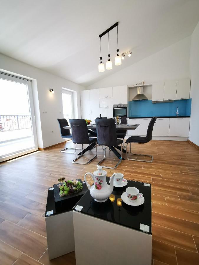 New Apartments 9 Minutes From Split Airport Kaštela Kültér fotó